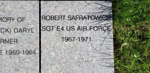 Safratowich, Robert